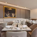 Отель Dolce By Wyndham Versailles - Domaine Du Montcel 4*