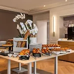 Отель Dolce By Wyndham Versailles - Domaine Du Montcel Жуи-ан-Жоза