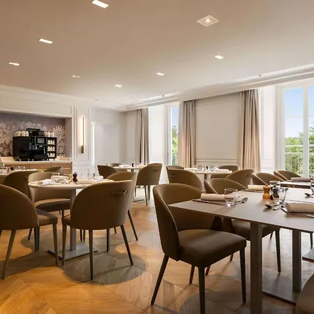 Hotel Dolce By Wyndham Versailles - Domaine Du Montcel