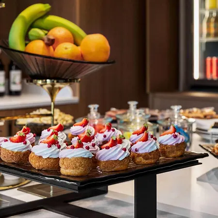 Dolce By Wyndham Versailles - Domaine Du Montcel Hotel 4*