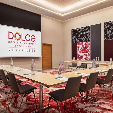 Dolce By Wyndham Versailles - Domaine Du Montcel Hotel