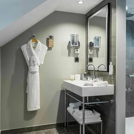 Dolce By Wyndham Versailles - Domaine Du Montcel Hotel