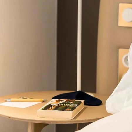 Hotel Dolce By Wyndham Versailles - Domaine Du Montcel 4*