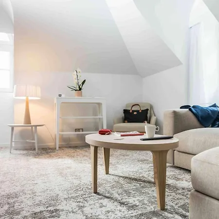 Dolce By Wyndham Versailles - Domaine Du Montcel 4*