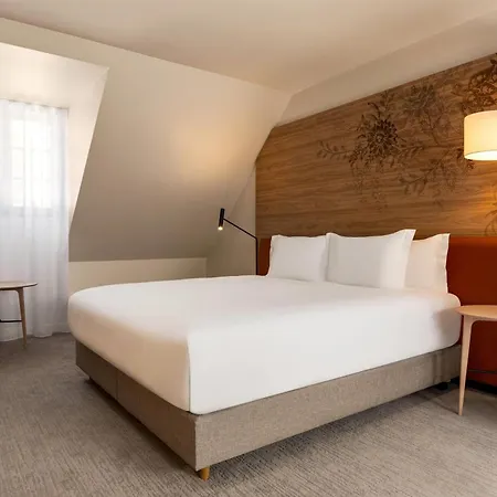 Dolce By Wyndham Versailles - Domaine Du Montcel מלון ז'ואי-אן-ז'וזאס