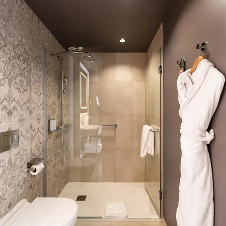 Hotel Dolce By Wyndham Versailles - Domaine Du Montcel 4*