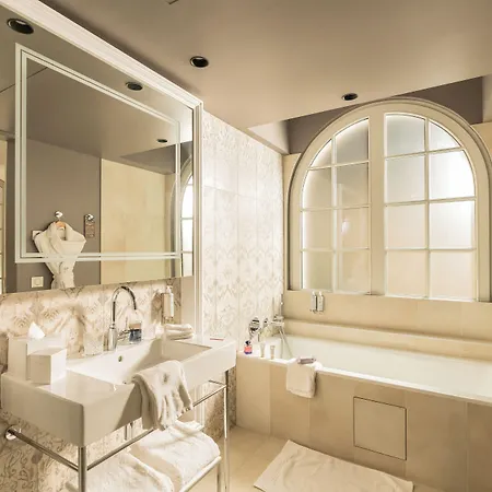 Dolce By Wyndham Versailles - Domaine Du Montcel Hotel