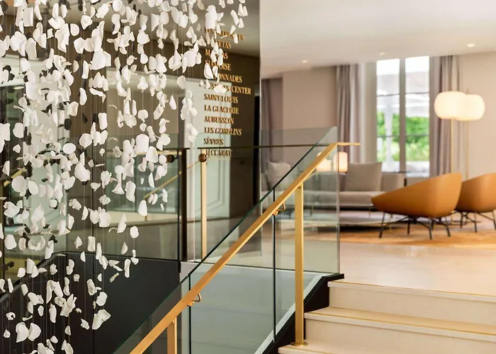 Otel Dolce By Wyndham Versailles - Domaine Du Montcel 4*