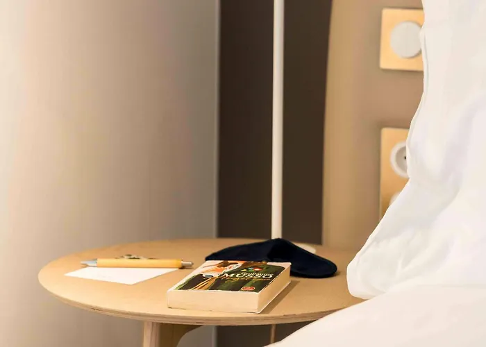 Otel Dolce By Wyndham Versailles - Domaine Du Montcel 4*
