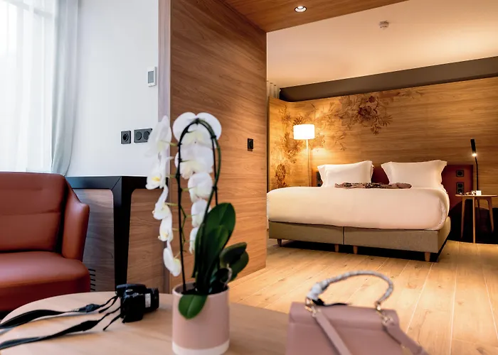 Otel Dolce By Wyndham Versailles - Domaine Du Montcel 4*